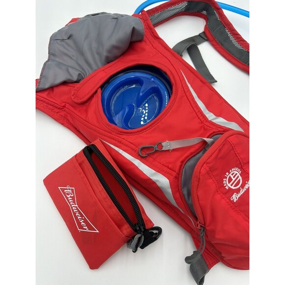 Camelbak Mule Red Hydration Backpack Bladder Budweiser Promo Rare Pouch - Picture 5 of 6